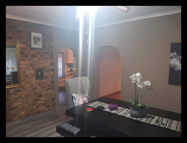 3 BEDROOM HOUSE FOR SALE IN NORKEM PARK